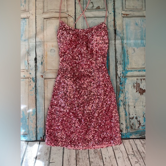 Pink sequined homecoming dress or banquet dress. - Picture 3 of 9